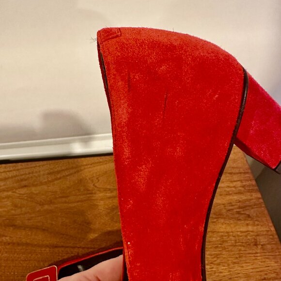 Roger Vivier "Belle Vivier" pumps with mini chain detail, excellent condition - Picture 5 of 5